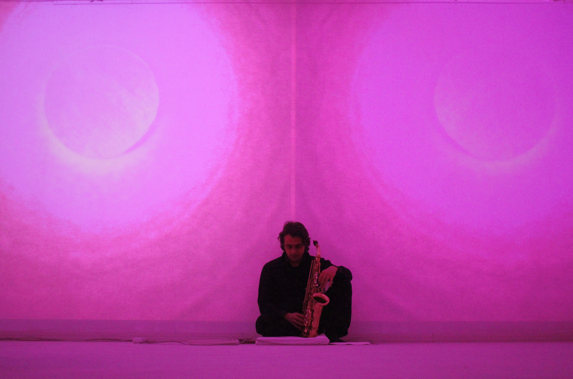 Della Marina Zucchi – A Place to Play – photo credit Lara Carrer Della Marina - Zucchi, A Place to Play, live sound installation at Spazioersetti, 2015